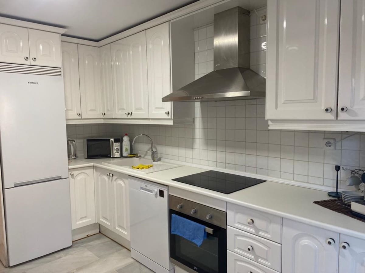 3 soveværelse Byhus til salg i Guadalmina med swimmingpool garage - € 700.000 (Ref: 9580152)