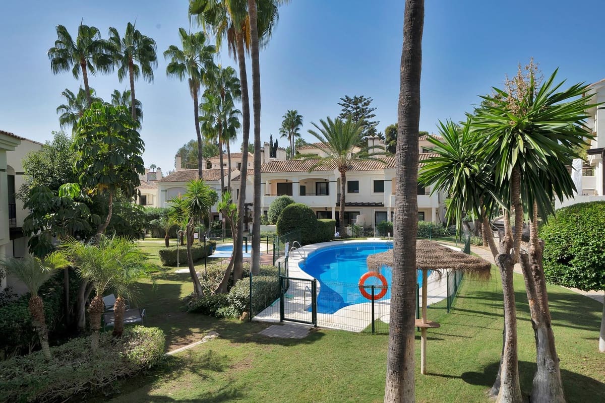 3 camera da letto Casa in vendita in Atalaya-Isdabe con piscina garage - 699.000 € (Rif: 9580154)