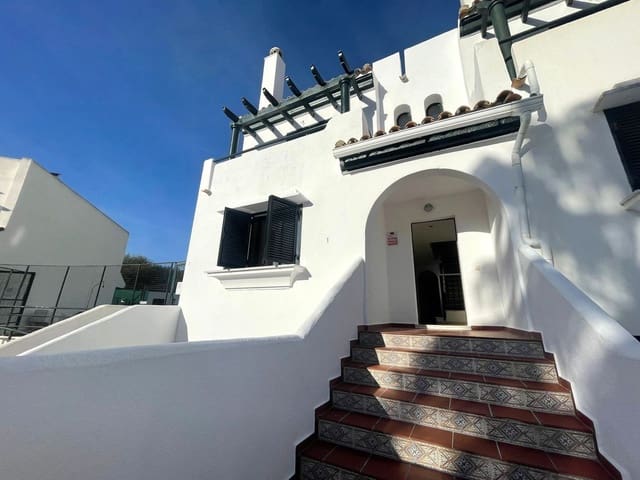 3 sovrum Hus till salu i Manilva med pool garage - 615 000 € (Ref: 9580155)