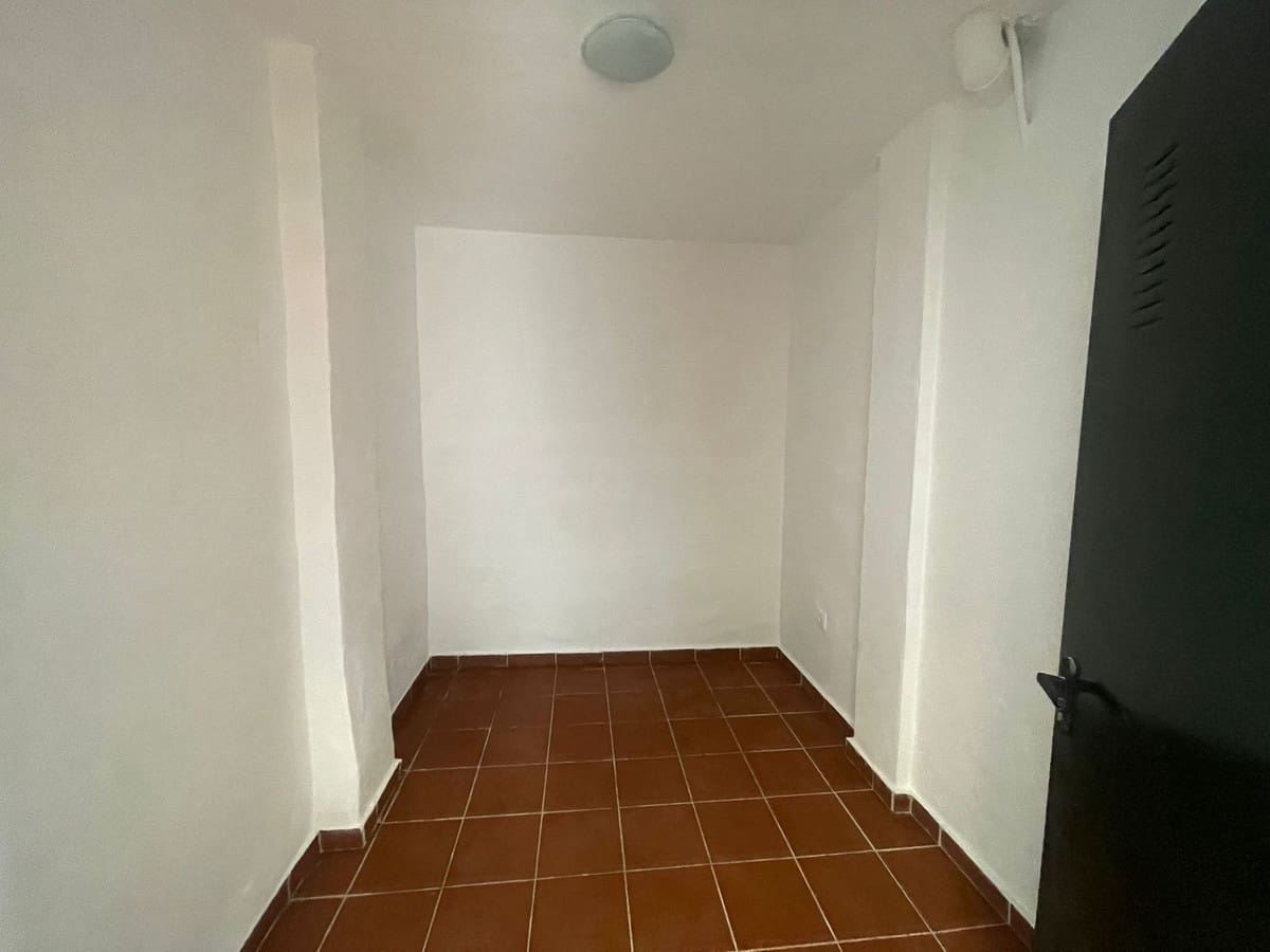 3 sovrum Hus till salu i Manilva med pool garage - 615 000 € (Ref: 9580155)