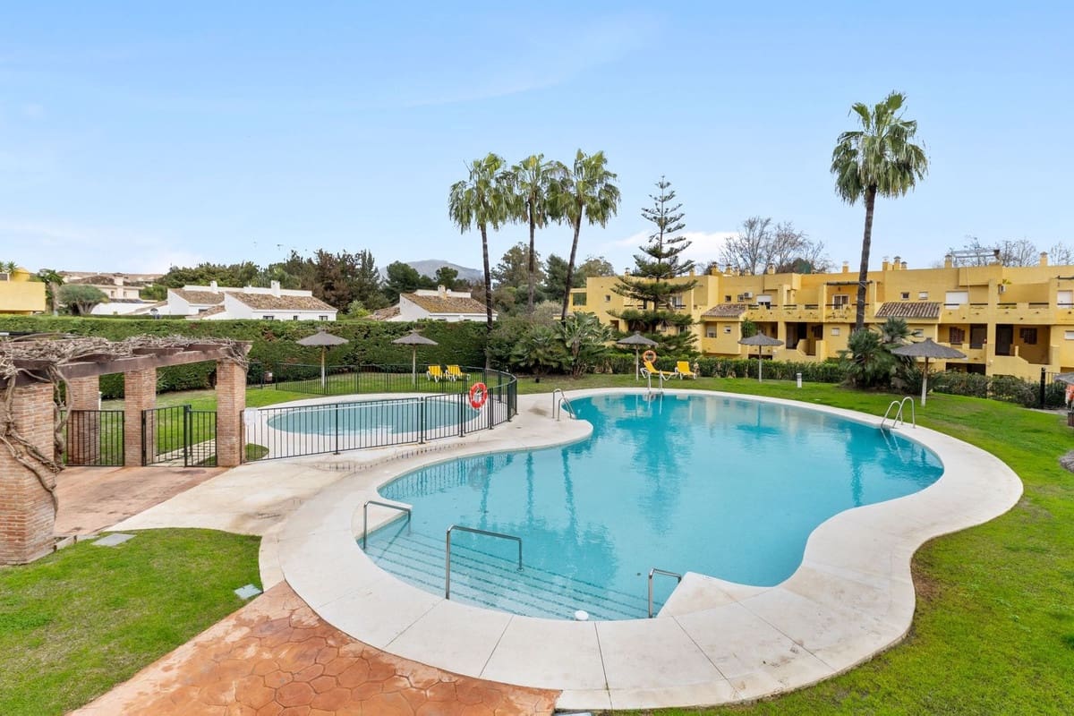 2 quarto Apartamento para venda em Guadalmina com piscina garagem - 399 000 € (Ref: 9581339)