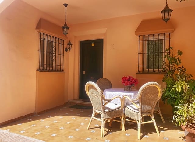 4 sovrum Hus till salu i Guadalmina Alta, Marbella med pool - 850 000 € (Ref: 9583131)