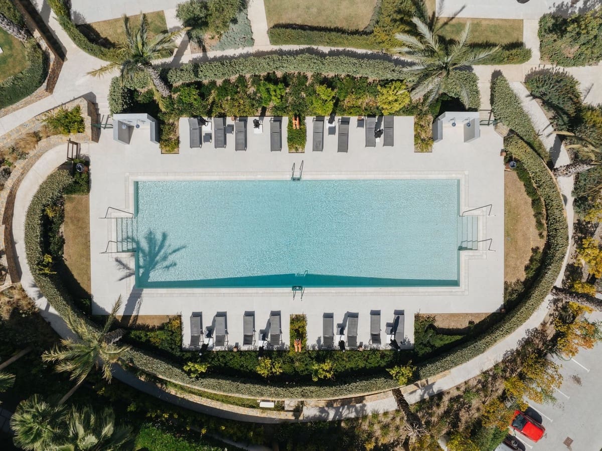 2 Zimmer Apartment zu verkaufen in Los Arqueros mit Pool Garage - 725.000 € (Ref: 9583133)