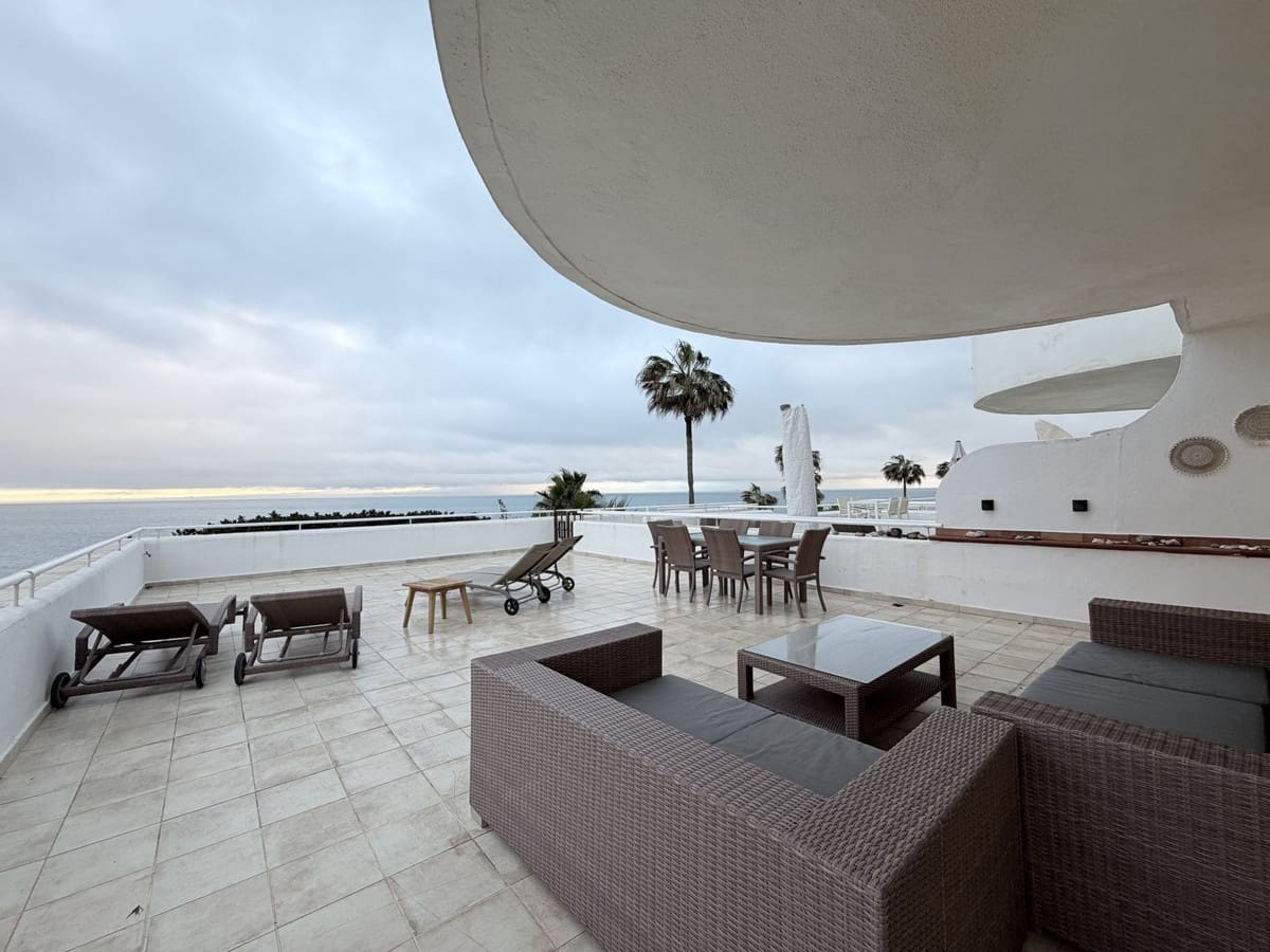 2 sypialnia Apartament na sprzedaż w Estepona z basenem - 555 000 € (Ref: 9596485)