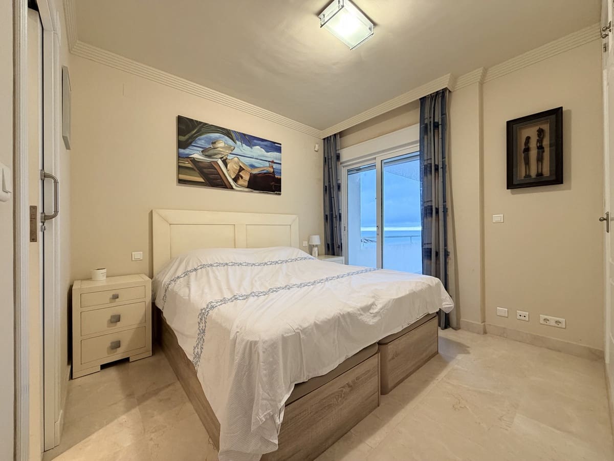 2 sypialnia Apartament na sprzedaż w Estepona z basenem - 555 000 € (Ref: 9596485)