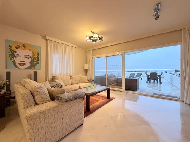 2 sypialnia Apartament na sprzedaż w Estepona z basenem - 555 000 € (Ref: 9596485)