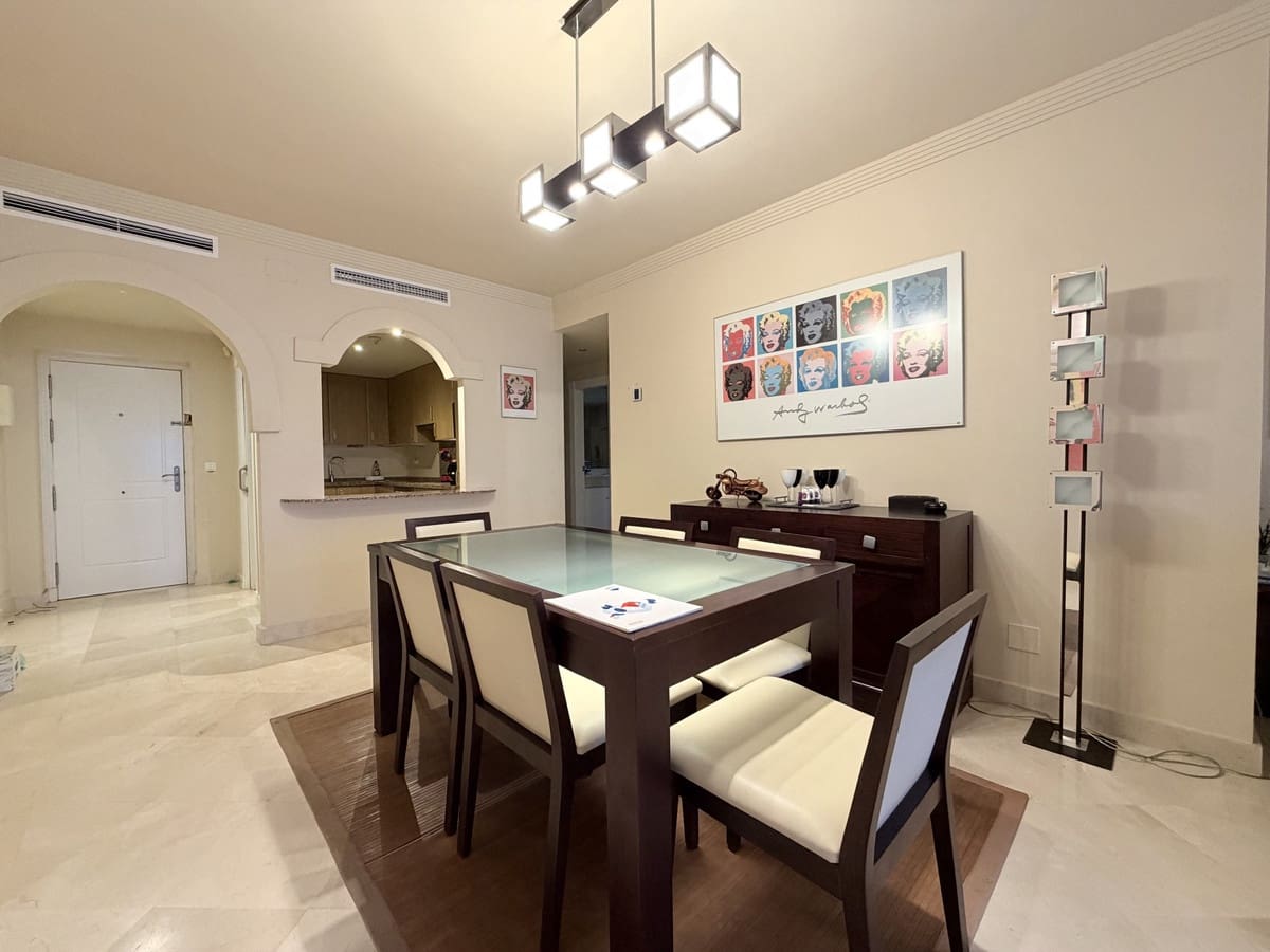 2 sypialnia Apartament na sprzedaż w Estepona z basenem - 555 000 € (Ref: 9596485)