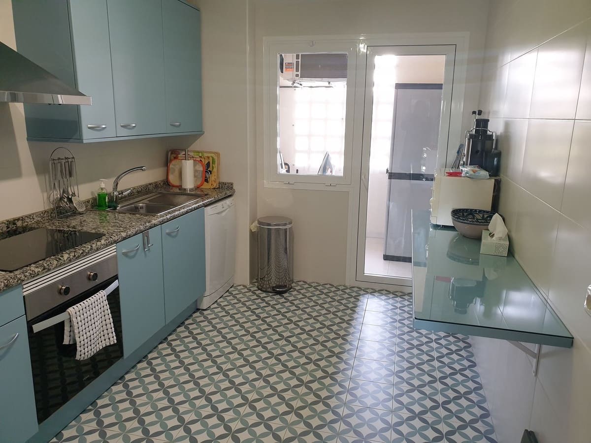 2 Zimmer Apartment zu verkaufen in San Pedro de Alcantara mit Pool - 470.000 € (Ref: 9598063)