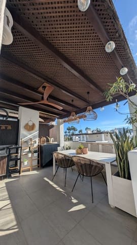 4 sovrum Hus till salu i San Pedro de Alcantara, Marbella med pool garage - 995 000 € (Ref: 9603406)