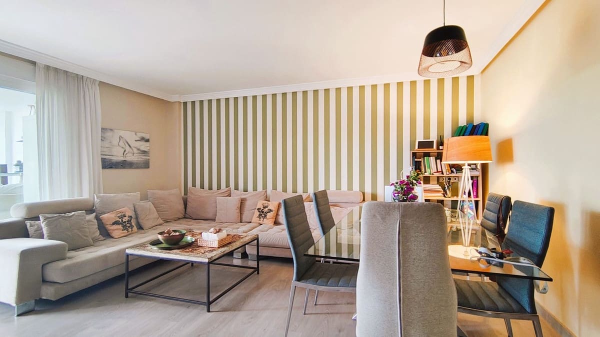 2 makuuhuone Huoneisto myytävänä paikassa New Golden Mile mukana uima-altaan 
autotalli - 349 000 € (Ref: 9603552)