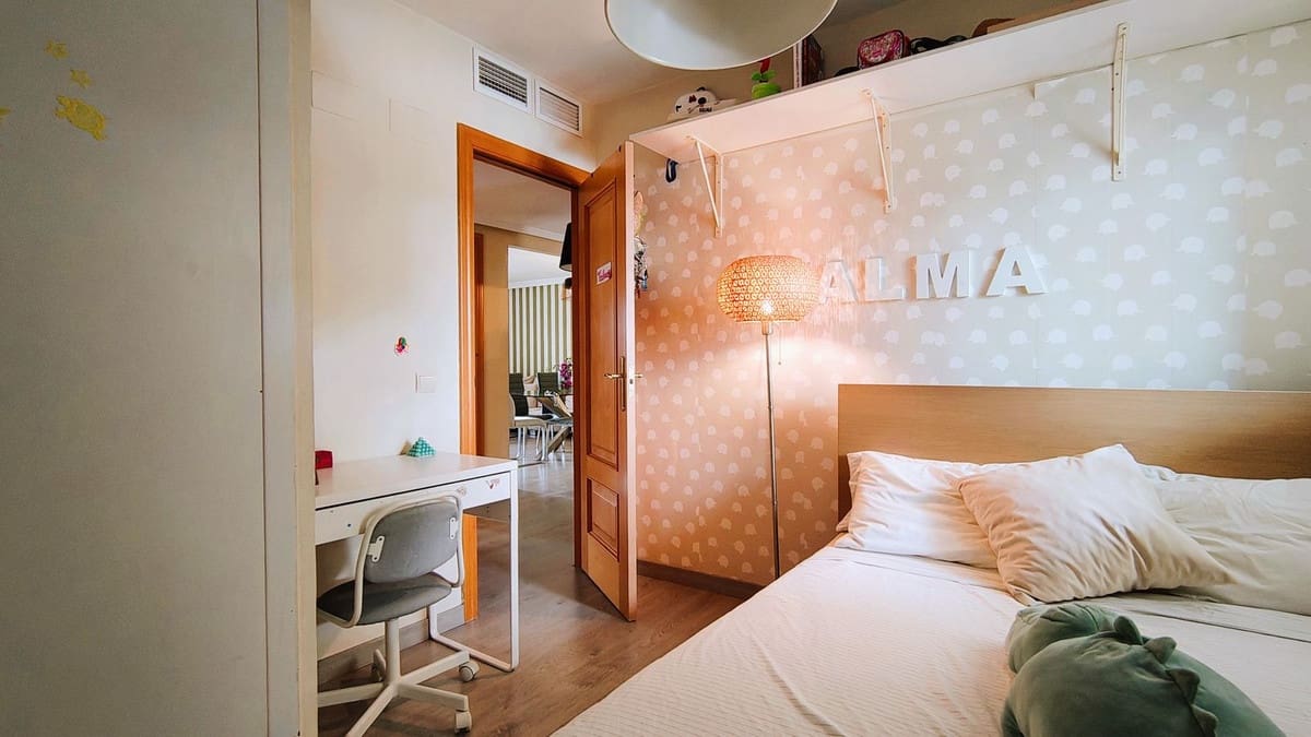 2 makuuhuone Huoneisto myytävänä paikassa New Golden Mile mukana uima-altaan 
autotalli - 349 000 € (Ref: 9603552)