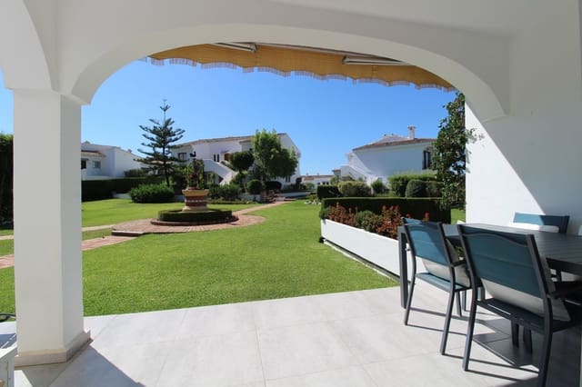 2 sovrum Lägenhet till salu i El Paraiso, Estepona med pool - 350 000 € (Ref: 9603665)