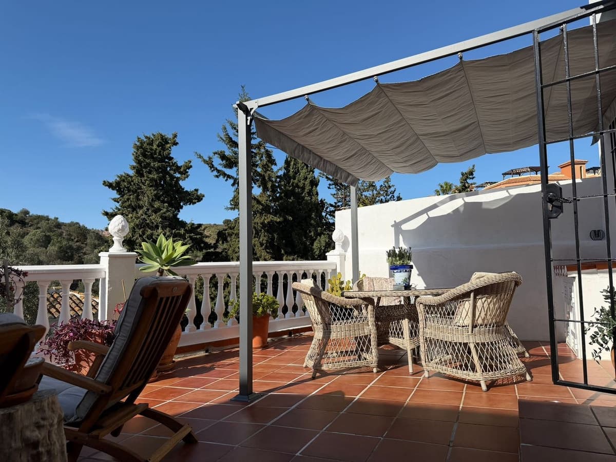 3 soveværelse Byhus til salg i Calahonda med swimmingpool - € 330.000 (Ref: 9605277)