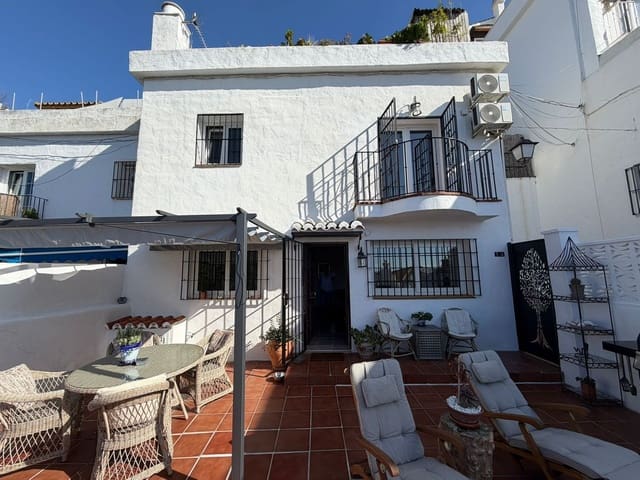 3 sypialnia Dom na sprzedaż w Calahonda, Mijas z basenem - 330 000 € (Ref: 9605277)