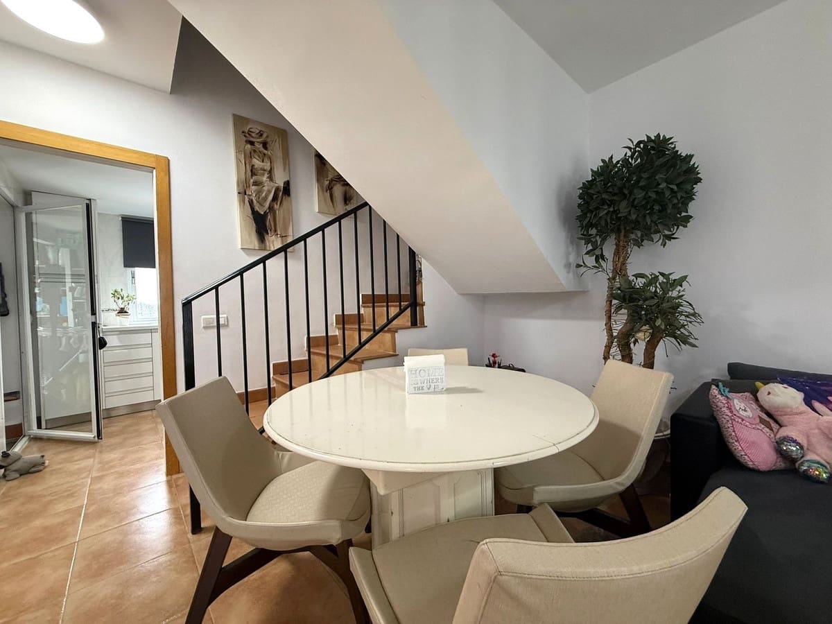 3 soveværelse Byhus til salg i Manilva - € 280.000 (Ref: 9605279)