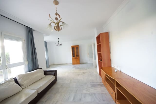 2 bedroom Apartment for sale in Estepona with pool - € 299,999 (Ref: 9605280)