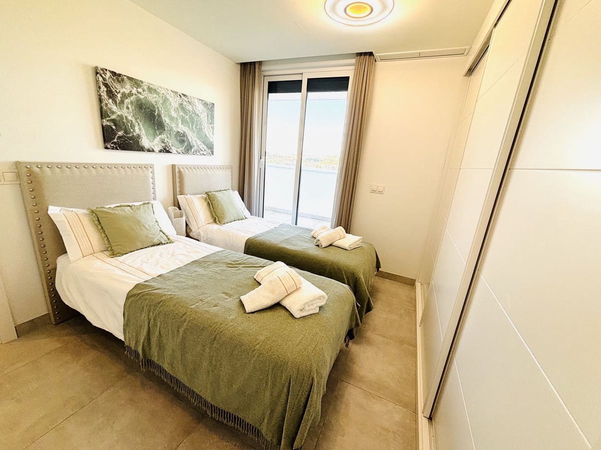 3 sypialnia Apartament na sprzedaż w La Cala de Mijas z basenem garażem - 729 000 € (Ref: 9606784)