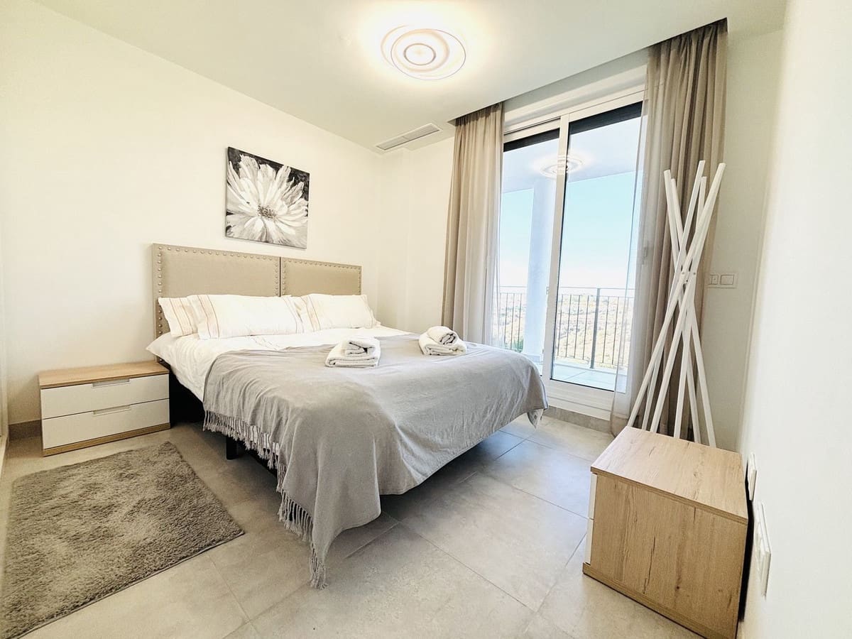 3 sypialnia Apartament na sprzedaż w La Cala de Mijas z basenem garażem - 729 000 € (Ref: 9606784)