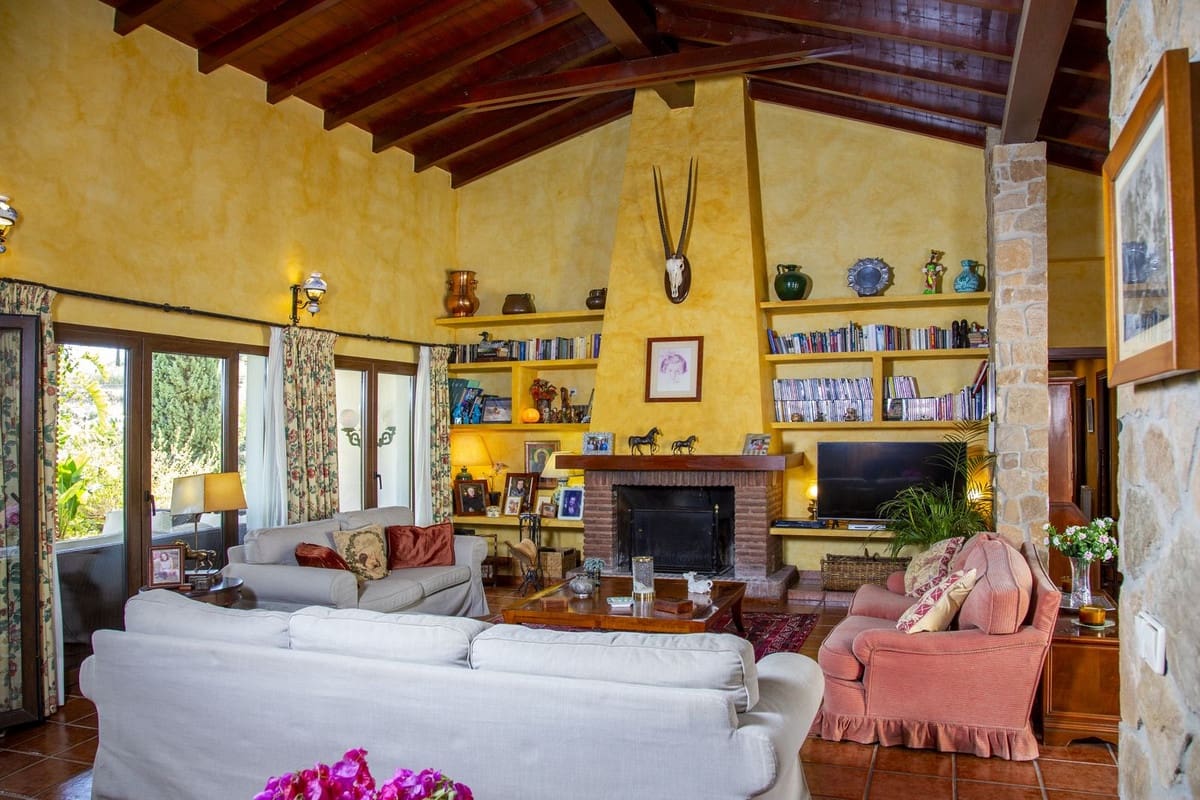 6 sypialnia Willa na sprzedaż w La Cala de Mijas z basenem garażem - 2 450 000 € (Ref: 9609460)