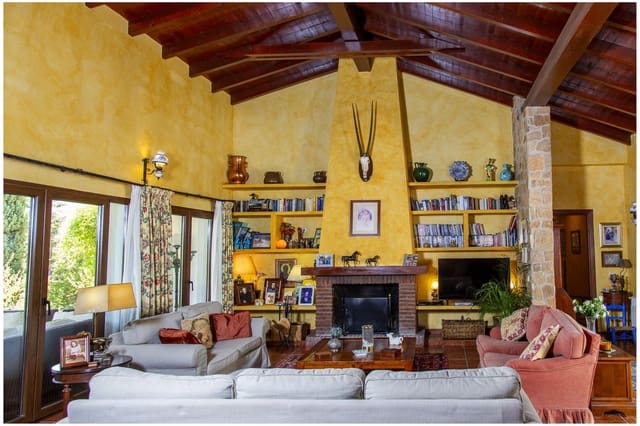 6 sypialnia Willa na sprzedaż w La Cala de Mijas, Mijas z basenem garażem - 2 450 000 € (Ref: 9609460)