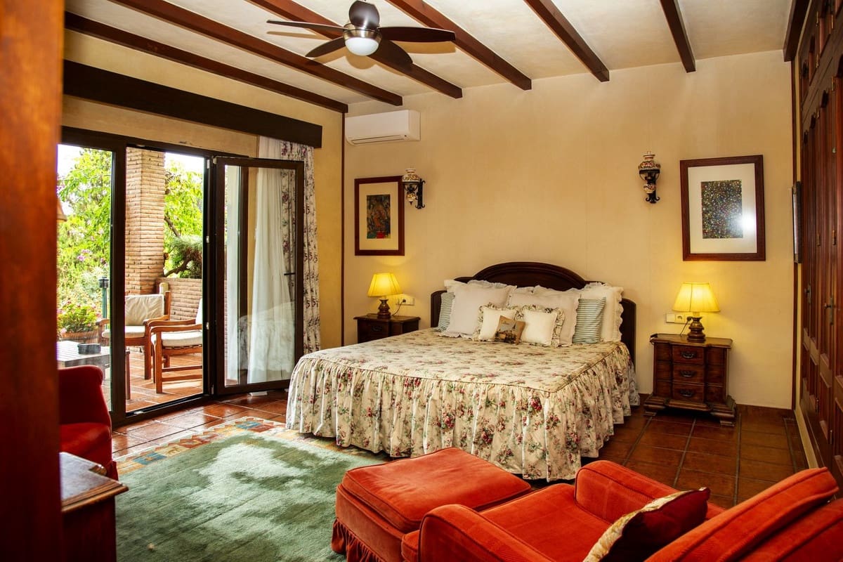 6 sypialnia Willa na sprzedaż w La Cala de Mijas z basenem garażem - 2 450 000 € (Ref: 9609460)