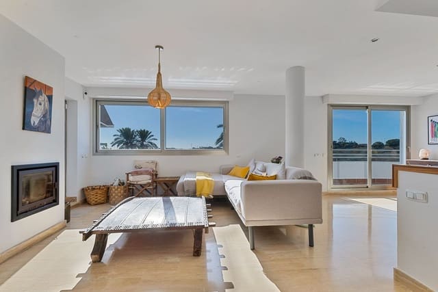 5 sypialnia Penthouse na sprzedaż w La Cala de Mijas, Mijas z basenem garażem - 1 025 000 € (Ref: 9609461)