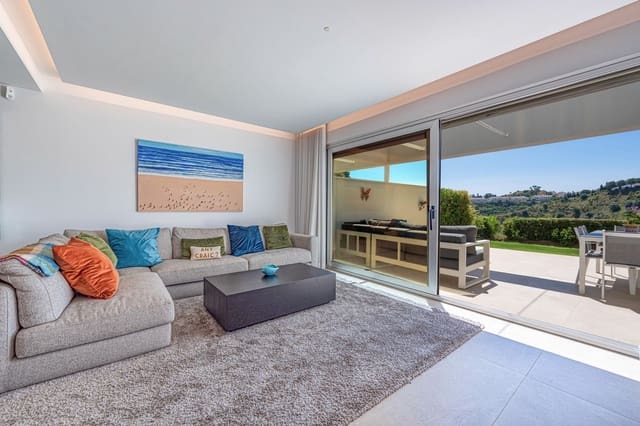 3 bedroom Townhouse for sale in La Cala de Mijas, Mijas with pool garage - € 715,000 (Ref: 9609462)