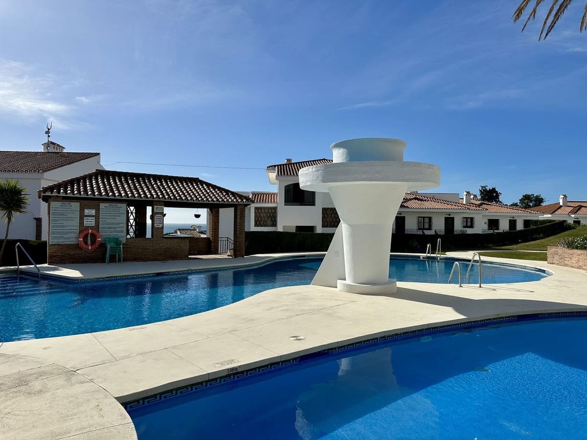 2 chambre Appartement à vendre à Riviera del Sol avec piscine - 354 900 € (Ref: 9609468)