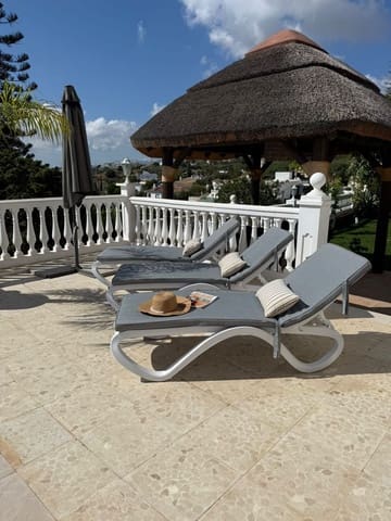 4 makuuhuone Huvila myytävänä paikassa La Capellania, Benalmádena mukana uima-altaan 
autotalli - 1 395 000 € (Ref: 9610048)