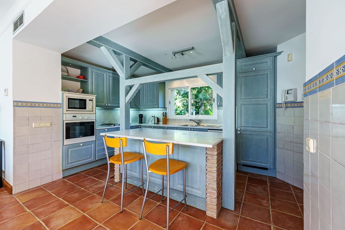 9 sovrum Villa till salu i Atalaya-Isdabe med pool garage - 8 499 000 € (Ref: 9614512)