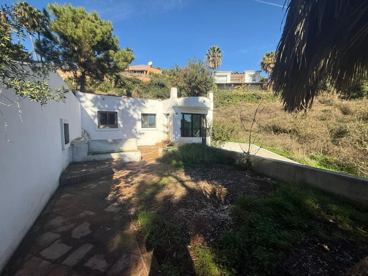 3 sypialnia Dom na sprzedaż w Estepona z basenem - 370 000 € (Ref: 9614513)