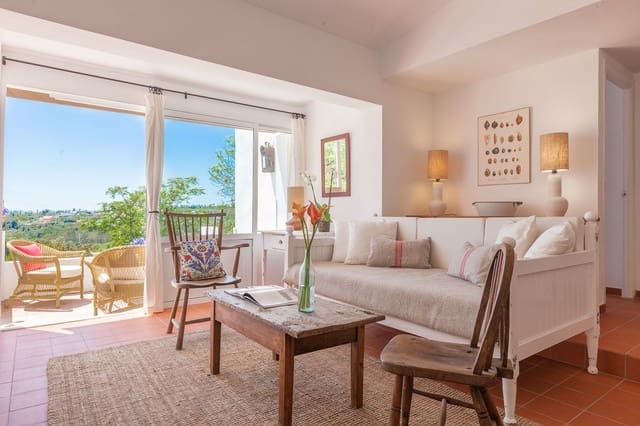 3 soverom Villa til salgs i Cancelada, Estepona med svømmebasseng garasje - € 890 000 (Ref: 9618199)