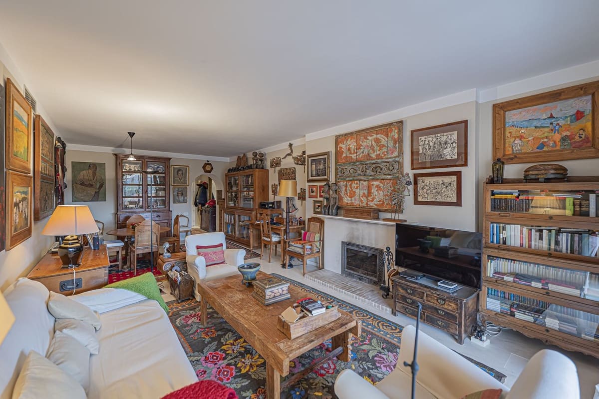 2 soverom Leilighet til salgs i Atalaya-Isdabe med svømmebasseng - € 475 000 (Ref: 9623164)