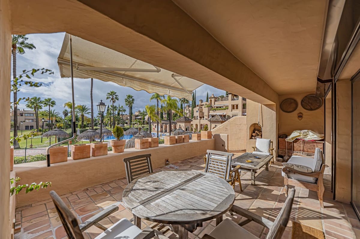 2 soverom Leilighet til salgs i Atalaya-Isdabe med svømmebasseng - € 475 000 (Ref: 9623164)