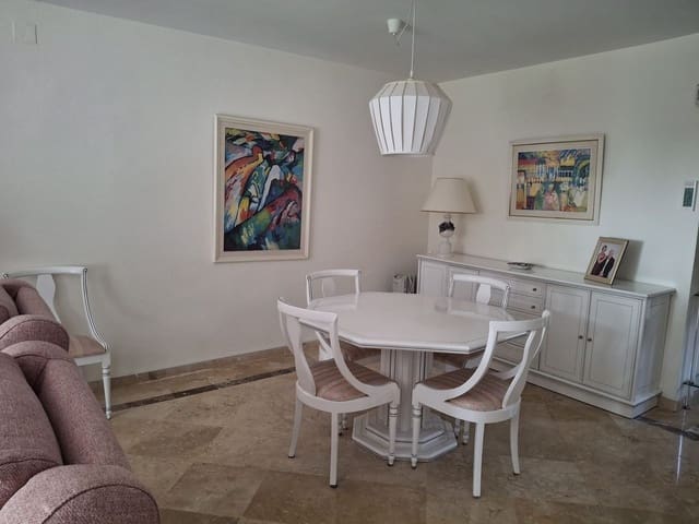 2 bedroom Townhouse for sale in Estepona with pool garage - € 380,000 (Ref: 9623169)