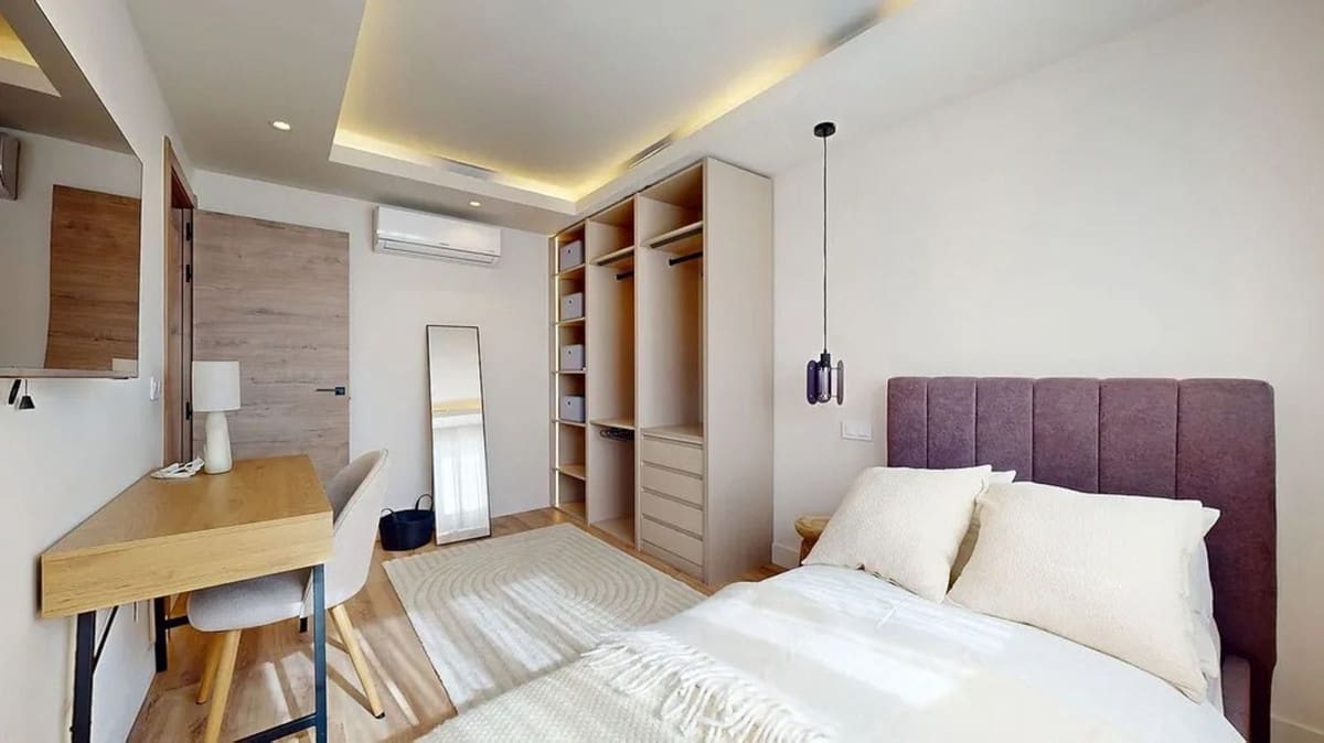 3 bedroom Townhouse for sale in New Golden Mile with pool garage - € 820,000 (Ref: 9623171)