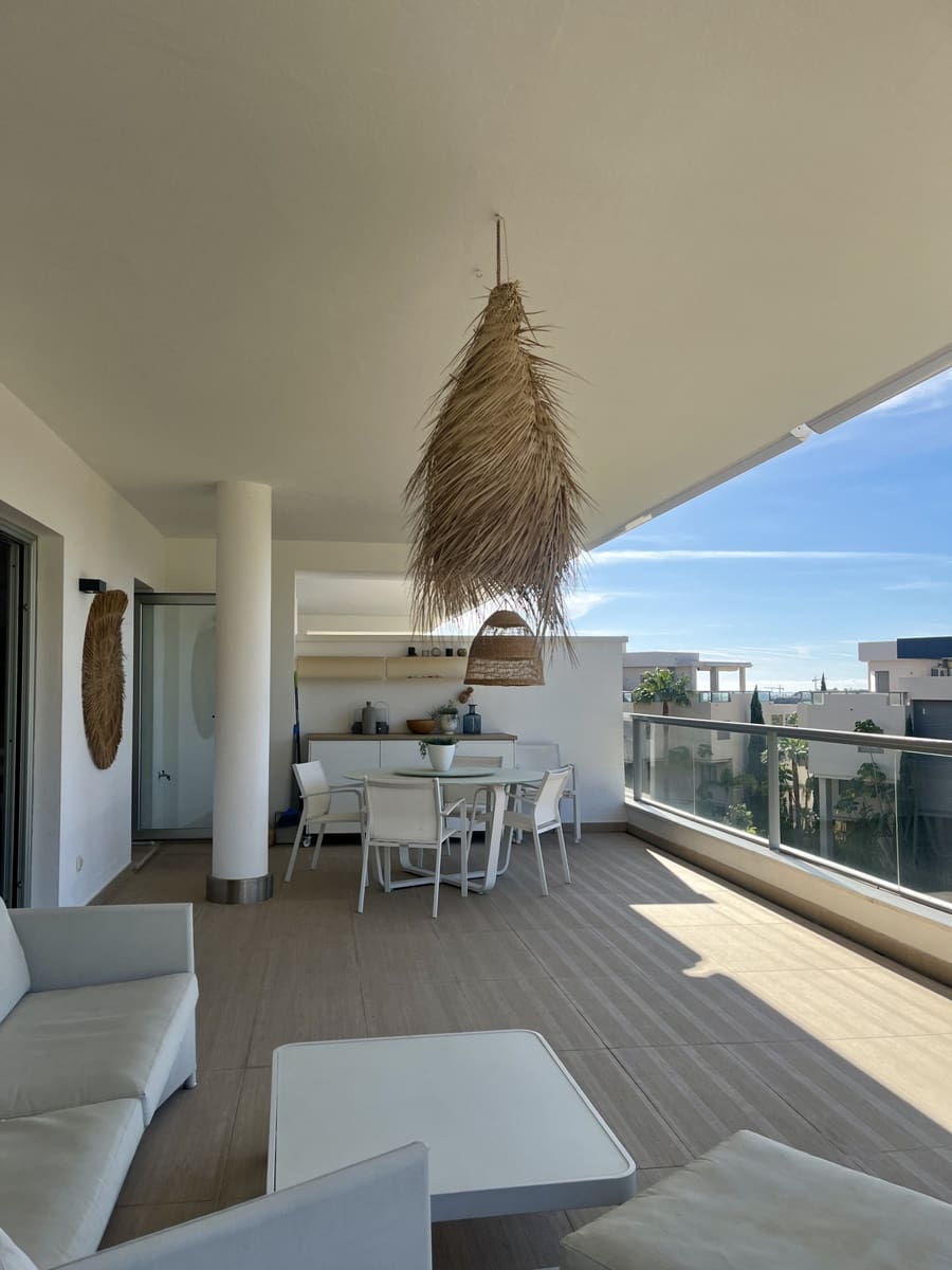 3 chambre Appartement à vendre à Los Arqueros avec piscine garage - 785 000 € (Ref: 9623172)