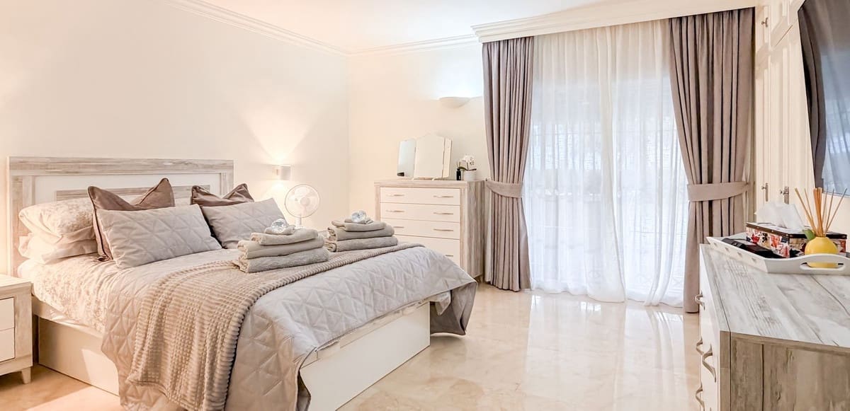 4 soverom Villa til salgs i Mijas Golf med svømmebasseng garasje - € 1 220 000 (Ref: 9624110)