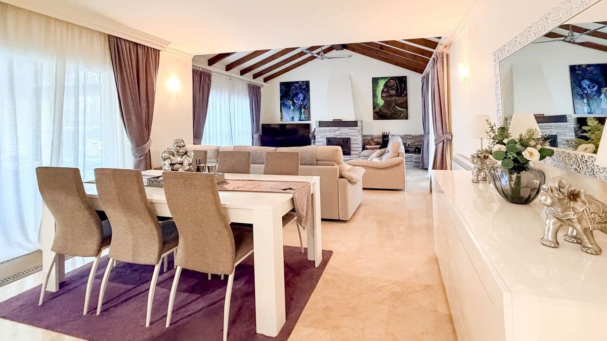 4 soverom Villa til salgs i Mijas Golf med svømmebasseng garasje - € 1 220 000 (Ref: 9624110)