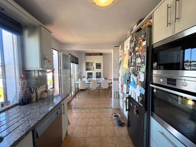 3 sypialnia Dom na sprzedaż w Fuengirola z basenem garażem - 465 000 € (Ref: 9628242)