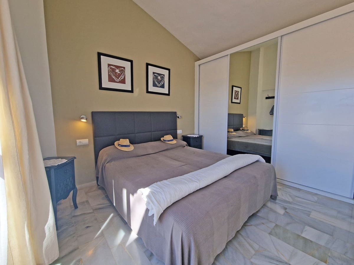 3 Zimmer Haus zu verkaufen in La Reserva mit Pool - 370.000 € (Ref: 9628245)