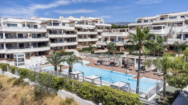 Apartamento de 3 habitaciones en La Cala de Mijas, Mijas en venta con piscina garaje - 680.000 € (Ref: 9628247)