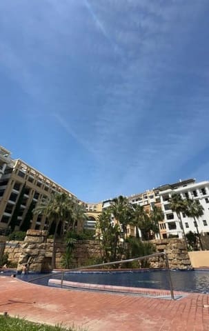 2 makuuhuone Huoneisto myytävänä paikassa San Pedro de Alcantara, Marbella mukana uima-altaan 
autotalli - 550 000 € (Ref: 9645664)