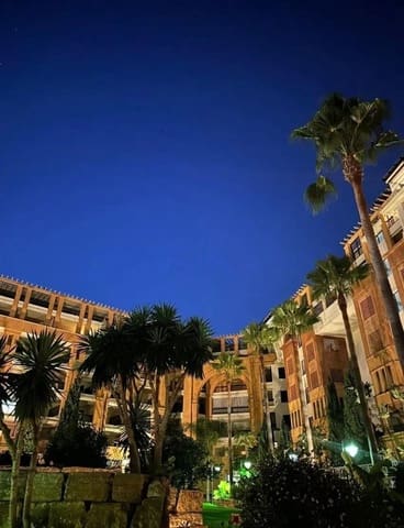 2 makuuhuone Huoneisto myytävänä paikassa San Pedro de Alcantara, Marbella mukana uima-altaan 
autotalli - 550 000 € (Ref: 9645664)