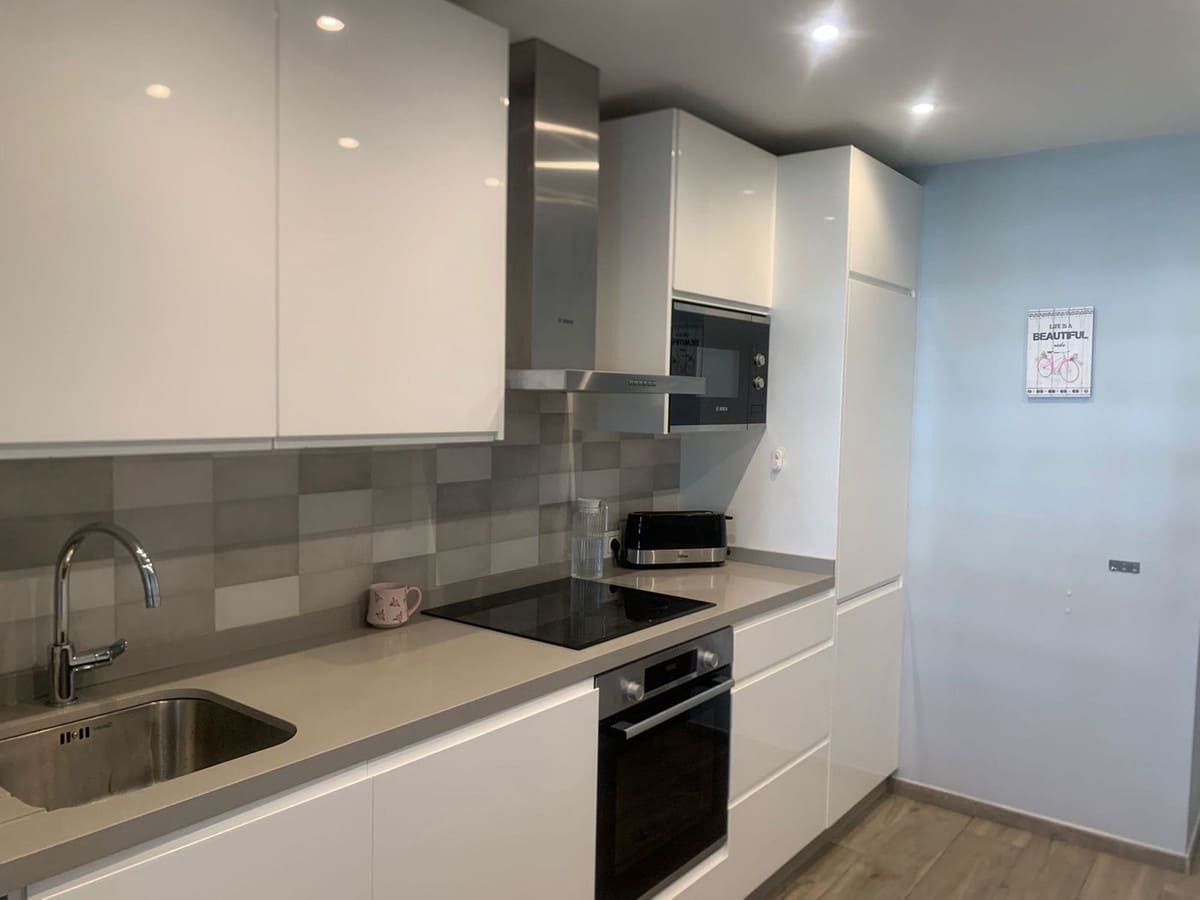 2 Zimmer Apartment zu verkaufen in San Pedro de Alcantara mit Pool Garage - 580.000 € (Ref: 9645893)