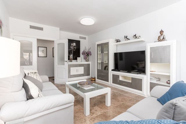 2 Zimmer Apartment zu verkaufen in San Pedro de Alcantara, Marbella mit Pool Garage - 580.000 € (Ref: 9645894)