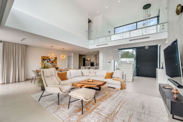 5 quarto Moradia para venda em San Pedro de Alcantara, Marbella com piscina garagem - 4 900 000 € (Ref: 9651856)