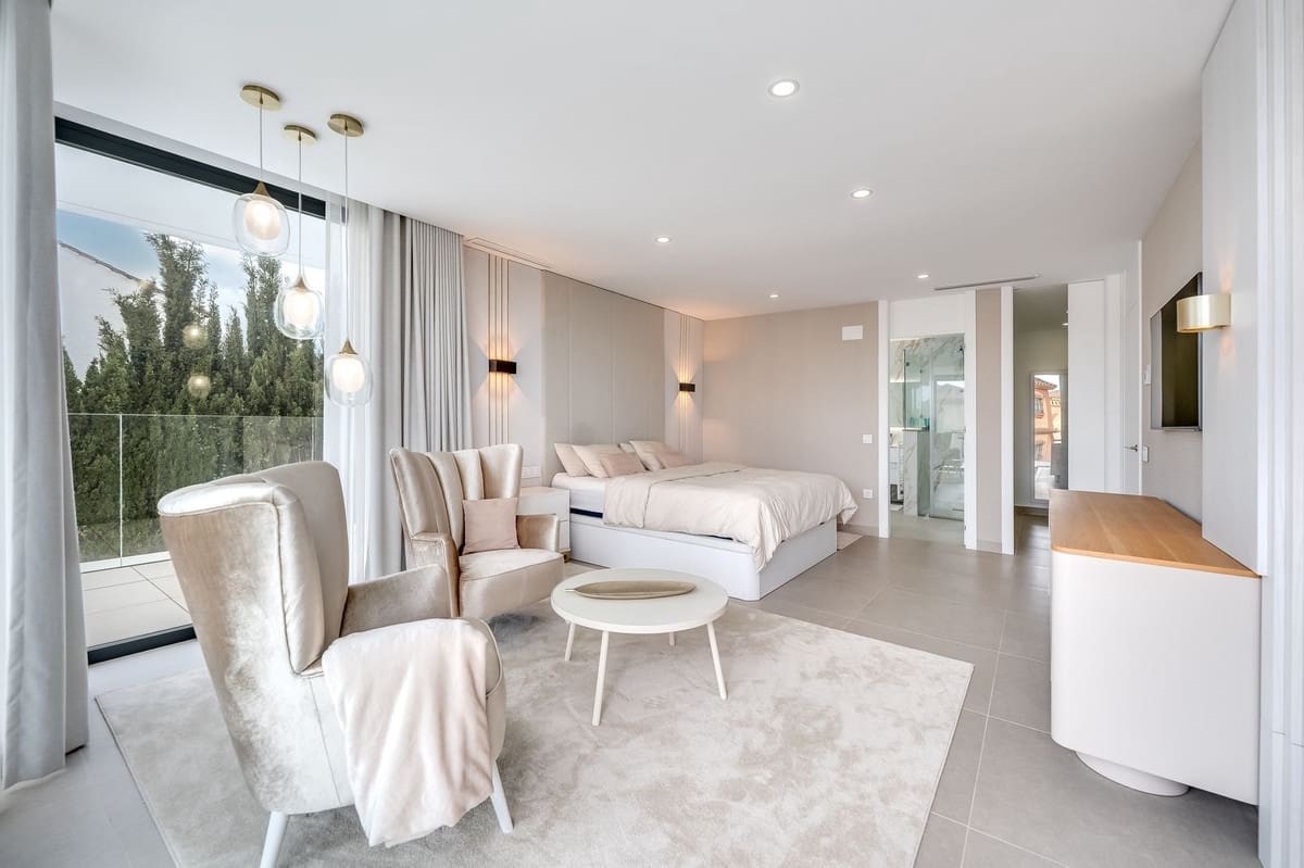 5 makuuhuone Huvila myytävänä paikassa San Pedro de Alcantara mukana uima-altaan 
autotalli - 4 900 000 € (Ref: 9651856)