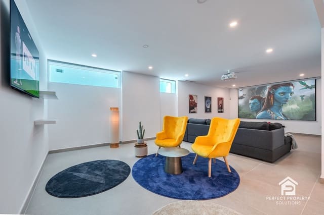 5 quarto Moradia para venda em San Pedro de Alcantara, Marbella com piscina garagem - 4 900 000 € (Ref: 9651856)