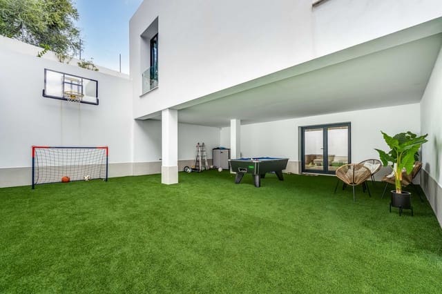 5 quarto Moradia para venda em San Pedro de Alcantara, Marbella com piscina garagem - 4 900 000 € (Ref: 9651856)